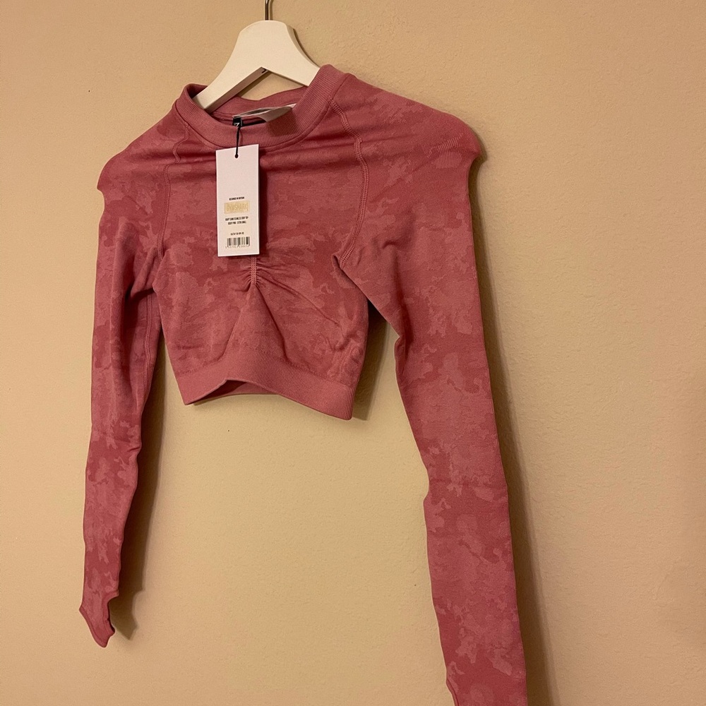 Gymshark ADAPT SEAMLESS LS CROP TOP XS pink CAMO